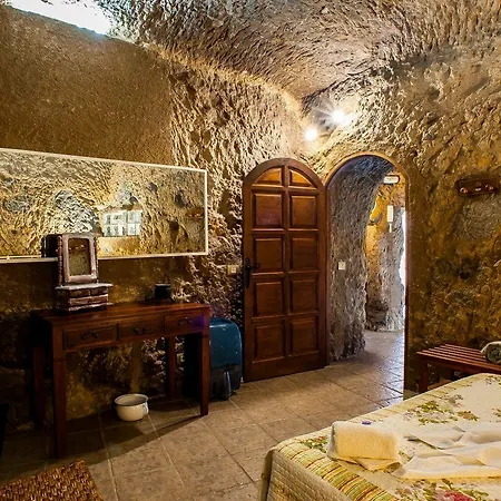 Casa Cueva El Mimo